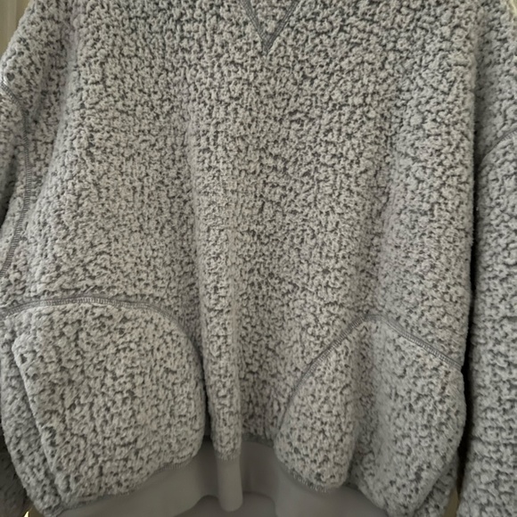 PINK Victoria's Secret Sherpa Crew Sweatshirt - Picture 5 of 5